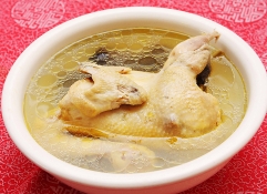 草鸡炖汤